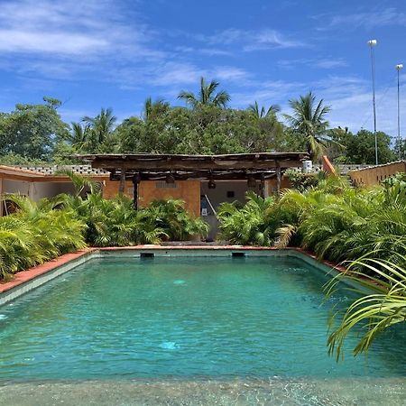 Melrose Place Hotel Puerto Escondido  Exterior photo